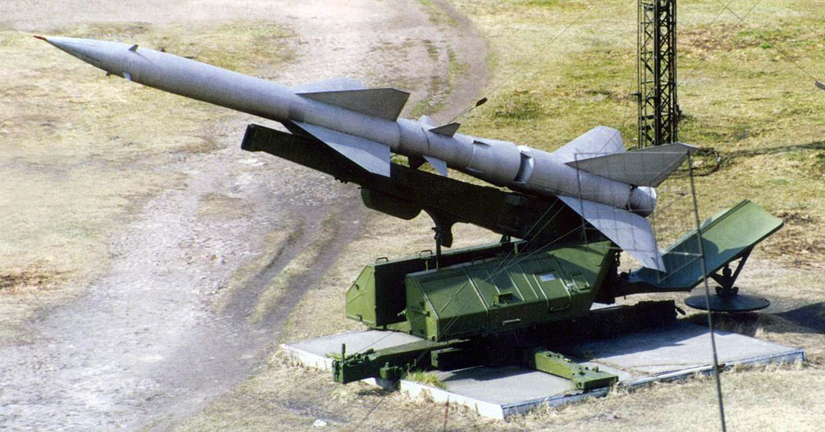 Советское пво. Зенитный ракетный комплекс с-75 «Двина». Ракета ЗРК С-75 Двина. С-75 зенитный ракетный комплекс Волхов. Са-75 Двина.